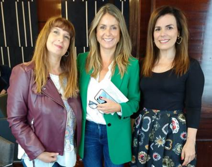De izq. a der.: Andrea Zinik, Marisa Bicher y Griselda Lopez Viega, disertante y secretaria Ejecutiva de CEMS.