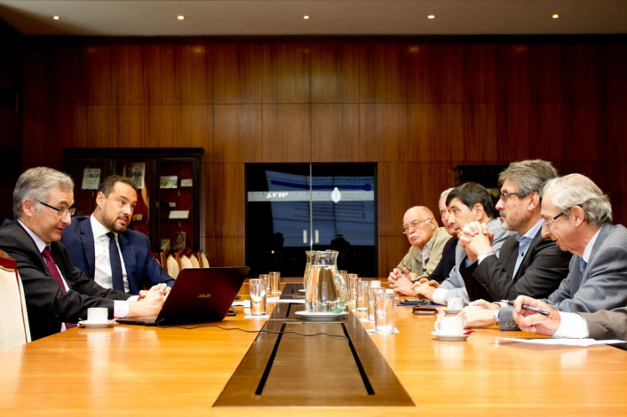Reunin entre el titular de la AFIP, Leandro Cuccioli, con representantes de entidades gremiales empresarias, entre ellos, Gerardo Daz Beltrn