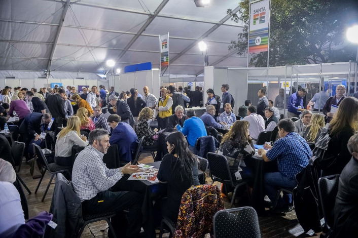 A salón colmado se vivió la Ronda de Negocios de CAME