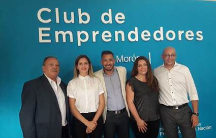 Roberto Arvalo, Donnatela Orsi, Juan Pablo Bazan, Paola Ferreyra y Esteban Casaburo