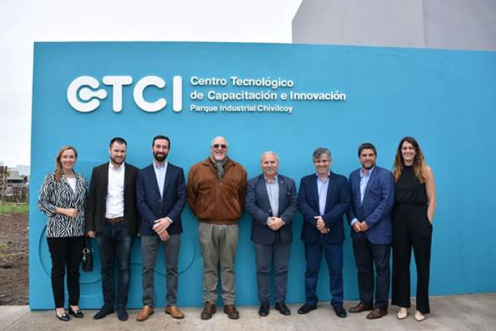 Inauguracin del Centro Tecnolgico de Capacitacin e Innovacin en el Parque Industrial Chivilcoy