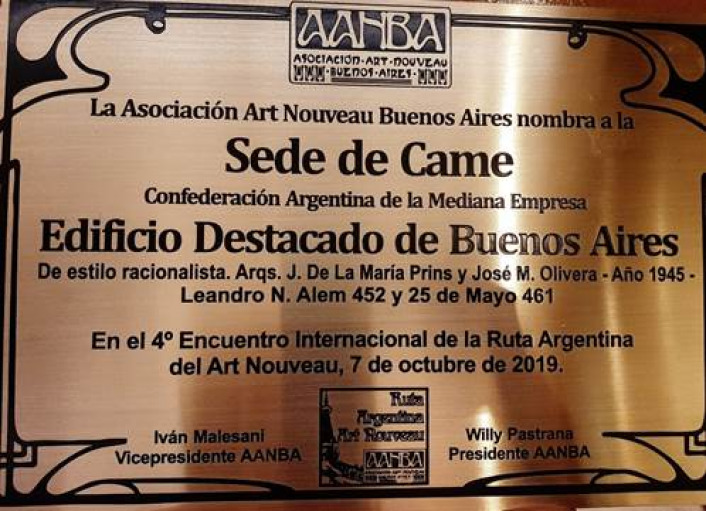 Placa de distinción a la sede de CAME como Edificio Destacado de Buenos Aires