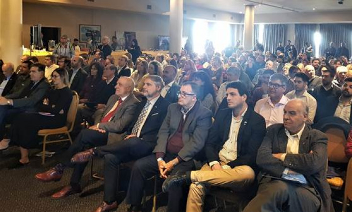 Ms de 200 dirigentes pyme y autoridades nacionales y municipales participaron del Foro Regional Patagonia