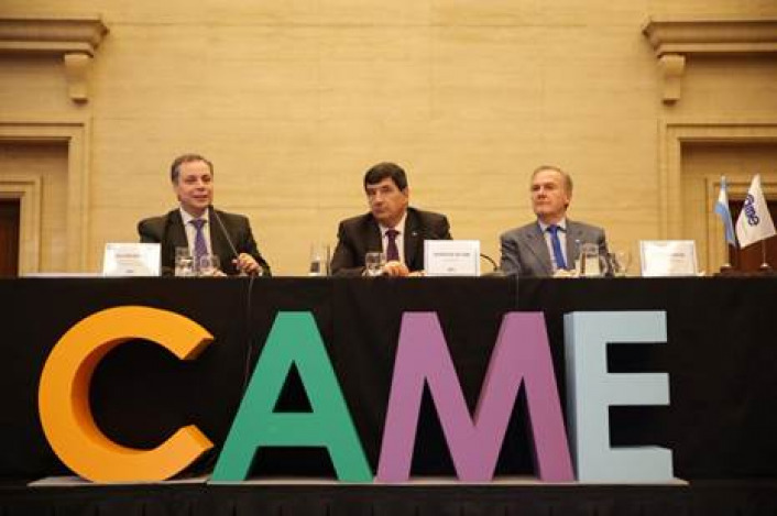 Guillermo Arancibia junto al presidente de CAME, Gerardo Daz Beltrn, y el secretario general, Jos A. Bereciarta