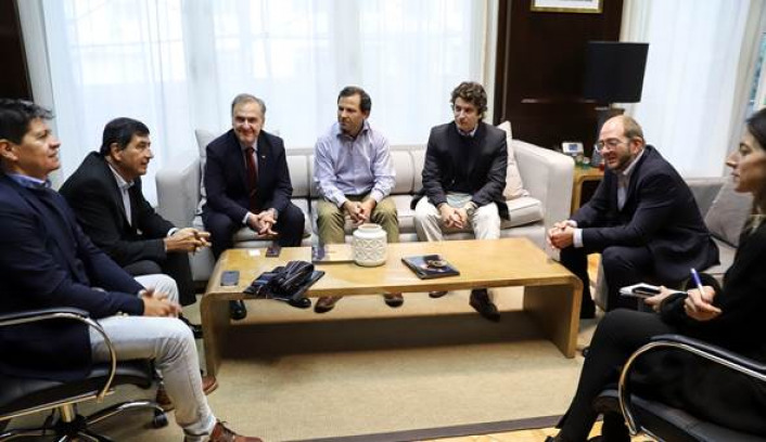 Dirigentes de CAME junto a los funcionarios del Ministerio de Producción de la Nación