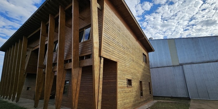 Fbrica de casas de madera en el Parque Industrial y de la Innovacin de Posadas