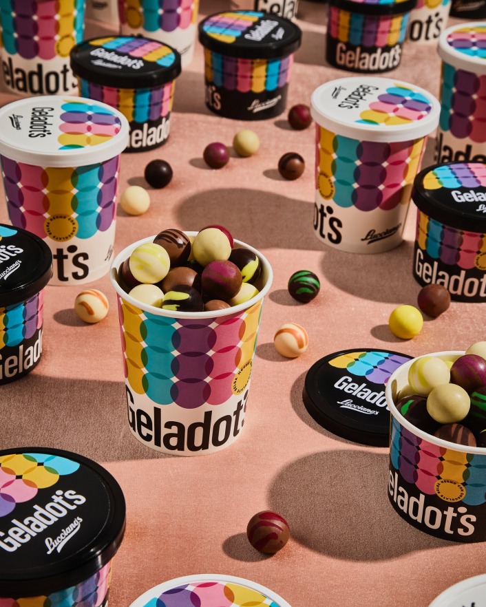 Los Gelados, el ltimo lanzamiento. Bombones de helado baados con chocolate